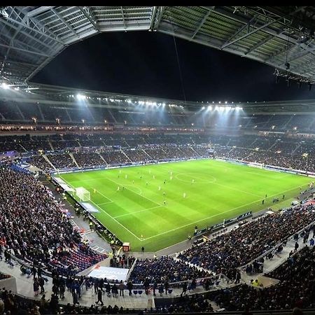 Studio Arena - Groupama Stadium Lyon Мейзьє Екстер'єр фото