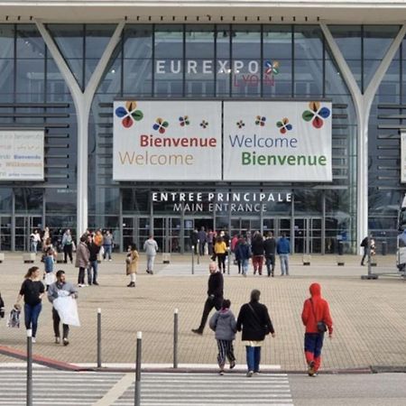 Studio Arena - Groupama Stadium Lyon Мейзьє Екстер'єр фото